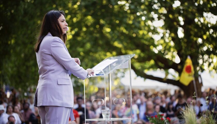 Nooshi Dadgostar talar i Almedalen